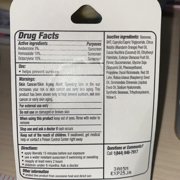 Lip Smackers chapstick spf 30 lot of 2 NEW sealed superfruit flavor fruit - Picture 3 of 3